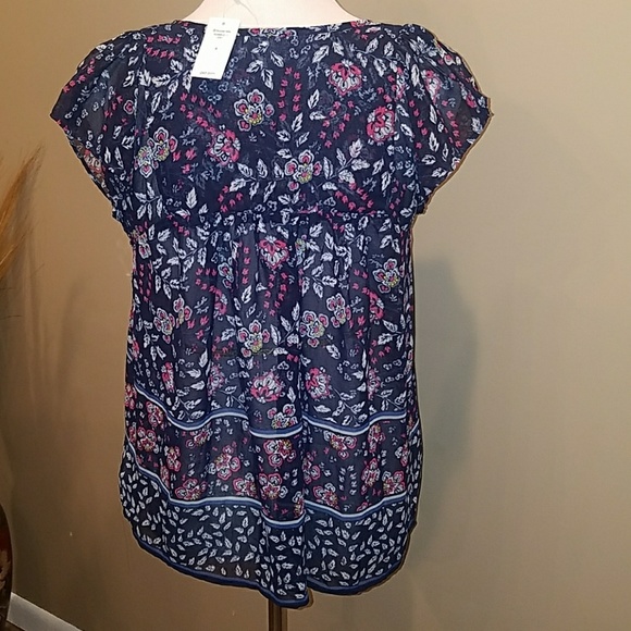 NWT Gap Navy Floral Flutter Sleeve Top - Picture 3 of 3